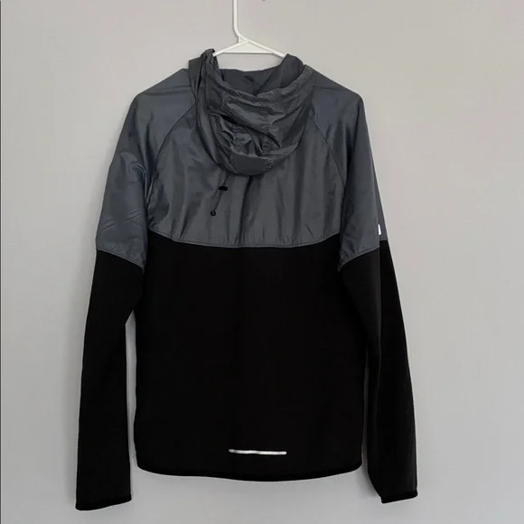 Nike Dri-Fit Running Jacket - Picture 3 of 5